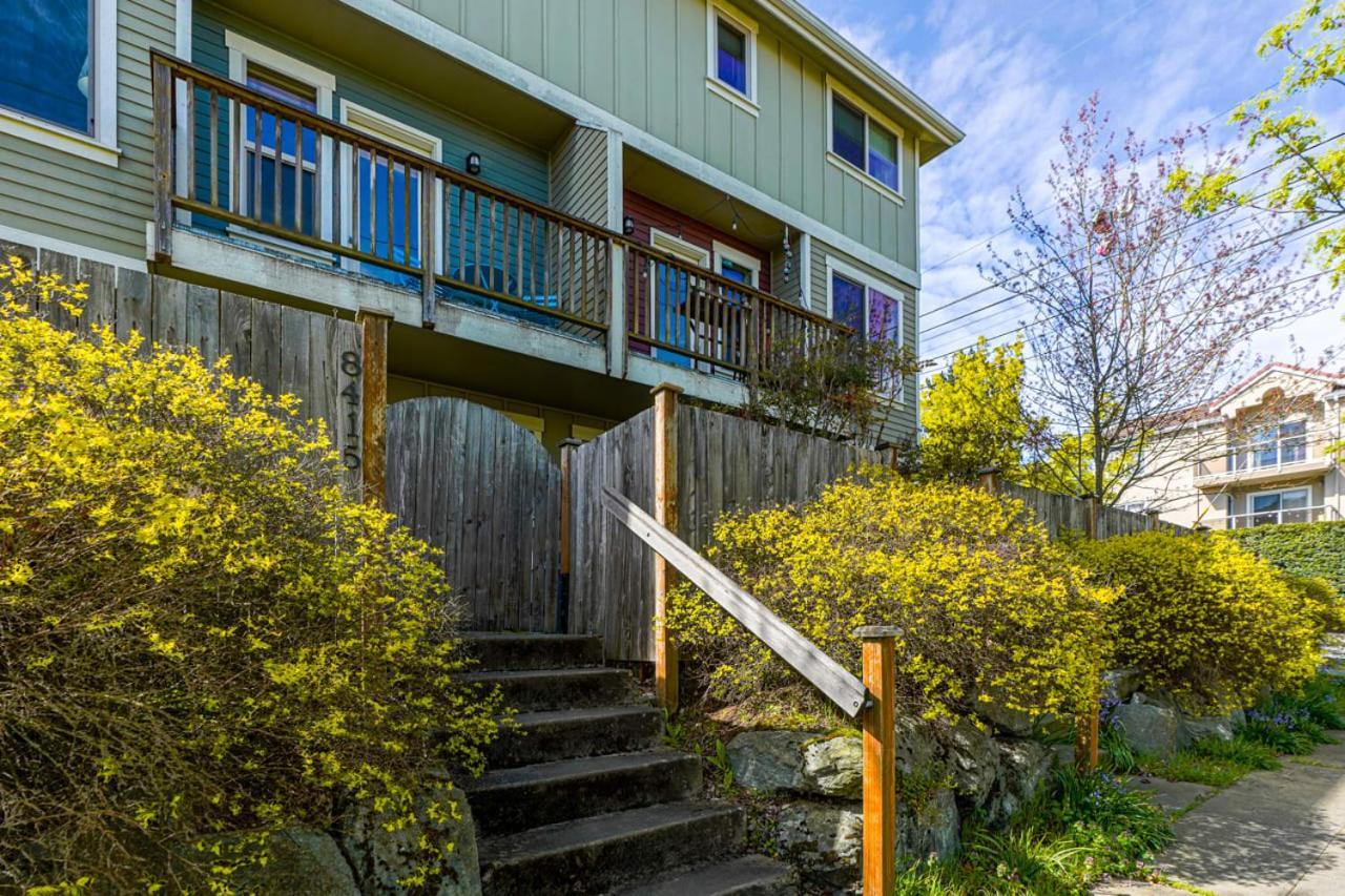Stylish North Seattle Townhouse- Dual Master Suites Luaran gambar